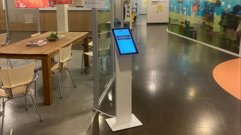 Registration kiosk at De Huisarts Gouda